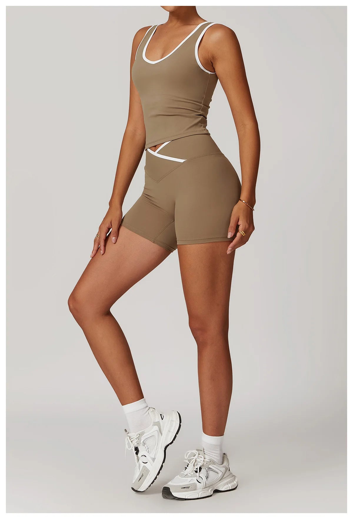 Women's Sculpting Workout Set – Bra & Shorts